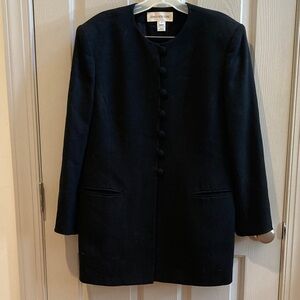 VGUC Jones New York Black Suit